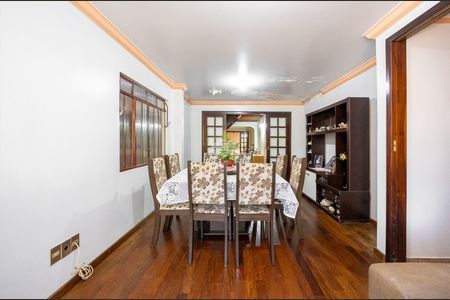 6_photo/94dcfcd5cf.c6267d18045375b9-ATLAS-4b6898db-6439-421d-8560-39761ce11e8b.jpg de casa à venda com 5 quartos, 200m² em Cidade Industrial de Curitiba, Curitiba