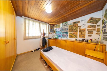 5_photo/94dcfcd73f.93b8fa184532727f-ATLAS-1ff5fe1f-e8a6-4c5a-8da3-2d4afa5c8746.jpg de casa à venda com 8 quartos, 600m² em Cidade Industrial de Curitiba, Curitiba