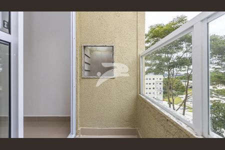 4_photo/94dcfcd9e3.297a560d89cc7c4e-ATLAS-2a98def6-42c2-4985-a36c-a756f809222e.jpg de apartamento à venda com 2 quartos, 44m² em Cidade Industrial de Curitiba, Curitiba