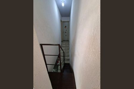 19_photo/94dcfcdbcd.e98a0441d5514113-ATLAS-b04810d2-b55b-4fd8-99ea-da91dda74f56.jpg de casa à venda com 3 quartos, 85m² em Cidade Industrial de Curitiba, Curitiba