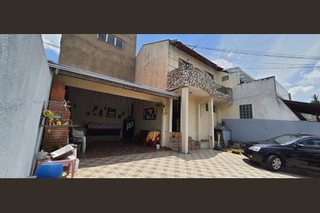 11_photo/94dcfceac1.f742e0a825442cf0-ATLAS-a05b7021-e02c-473e-a289-928ebc5f709d.jpg de casa à venda com 3 quartos, 218m² em Pinheirinho, Curitiba