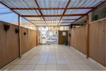 3_photo/94dcfd0a43.96d2d0fbc1a62f57-ATLAS-20774d78-2a44-44ab-a515-27c8e6743ab5.jpg de casa para alugar com 2 quartos, 66m² em Cidade Industrial de Curitiba, Curitiba