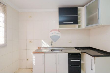 11_photo/94dcfd0a43.96d2d0fbc1a62f57-ATLAS-4c86f7a8-7ccb-40d2-8c55-fee577d1e286.jpg de casa para alugar com 2 quartos, 66m² em Cidade Industrial de Curitiba, Curitiba