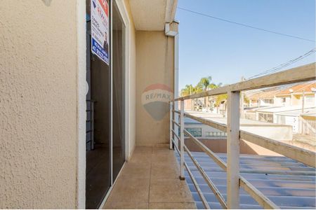 12_photo/94dcfd0a43.96d2d0fbc1a62f57-ATLAS-6e1930f6-3a2a-46f7-afb4-0b0600fe9a0b.jpg de casa para alugar com 2 quartos, 66m² em Cidade Industrial de Curitiba, Curitiba