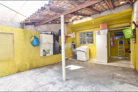 15_photo/94dcfd0b15.bea8fa6cad6c2202-ATLAS-5711349f-44b5-45e9-b601-1d6444352da8.jpg de casa à venda com 2 quartos, 62m² em Cidade Industrial de Curitiba, Curitiba