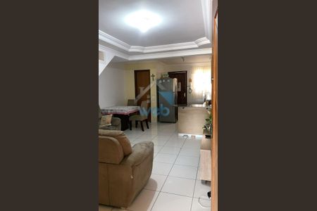 8_photo/94dcfd0ba7.a21f21b2fb76fbda-ATLAS-fb27d1ef-baa4-49ff-825d-236170b316de.jpg de casa à venda com 2 quartos, 67m² em Cidade Industrial de Curitiba, Curitiba