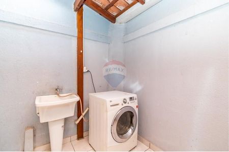 14_photo/94dcfd0baf.591f4a49457a4313-ATLAS-aef87867-afdf-4037-8259-1b6072d9744e.jpg de casa à venda com 2 quartos, 122m² em Cidade Industrial de Curitiba, Curitiba