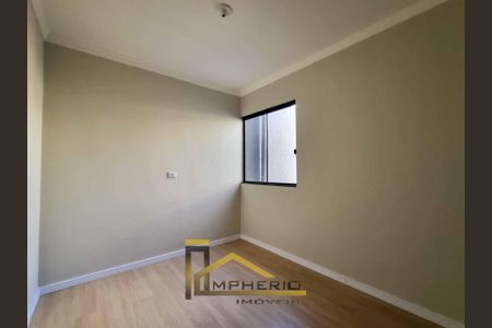 27_photo/94dcfd0c9d.e31a495c18706ffc-ATLAS-ef289924-df7e-41de-b814-5d591aec86d1.jpg de casa à venda com 3 quartos, 82m² em Cidade Industrial de Curitiba, Curitiba