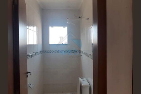 3_photo/94dcfd0cd5.8a00a68238a6a06b-ATLAS-743e4de6-cd80-48da-8a42-456f0bb70fdb.jpg de casa à venda com 4 quartos, 151m² em Cidade Industrial de Curitiba, Curitiba