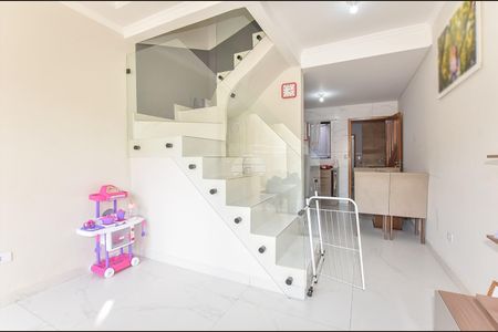 6_photo/94dcfd0d29.d5b173bf39f83f6a-ATLAS-496d982d-de12-43e6-a7d2-2a79e6456105.jpg de casa à venda com 2 quartos, 70m² em Cidade Industrial de Curitiba, Curitiba