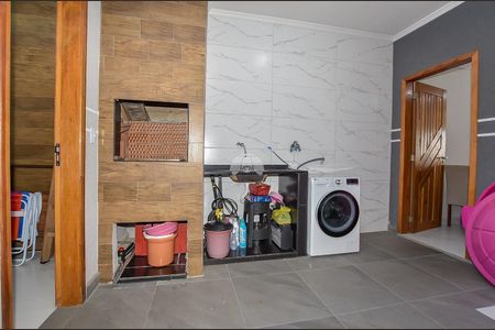 13_photo/94dcfd0d29.d5b173bf39f83f6a-ATLAS-578397e9-4898-433a-bc4d-9baaf47d2b1c.jpg de casa à venda com 2 quartos, 70m² em Cidade Industrial de Curitiba, Curitiba