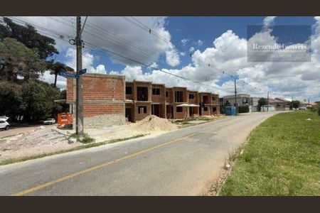 6_photo/94dcfd0e47.5de3098101d1f942-ATLAS-f4668143-8f43-49dc-98fe-5ff1eee20f0c.jpg de casa à venda com 2 quartos, 70m² em Cidade Industrial de Curitiba, Curitiba