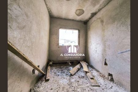 11_photo/94dcfd0e4d.41ae25c1c588cbe7-ATLAS-734541fd-5323-4494-87dd-e9b2a42fc820.jpg de casa à venda com 3 quartos, 80m² em Cidade Industrial de Curitiba, Curitiba