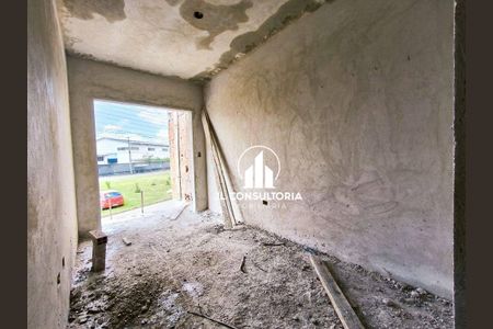 4_photo/94dcfd0e4d.9f23a2ddc7019fe5-ATLAS-14614877-2a87-4060-97b4-2244690db187.jpg de casa à venda com 3 quartos, 80m² em Cidade Industrial de Curitiba, Curitiba