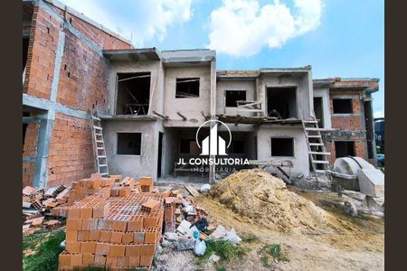 2_photo/94dcfd0e4d.9f23a2ddc7019fe5-ATLAS-aeb9f3e6-a104-480a-955b-1f110eb3ec7b.jpg de casa à venda com 3 quartos, 80m² em Cidade Industrial de Curitiba, Curitiba