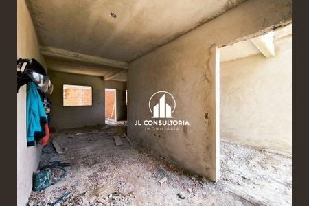 39_photo/94dcfd0e4d.9f23a2ddc7019fe5-ATLAS-cfdc133c-d7cb-4cc8-b50c-be0cbc3a5b29.jpg de casa à venda com 3 quartos, 80m² em Cidade Industrial de Curitiba, Curitiba