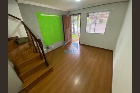 5_photo/94dcfd0e8b.87dcbe76d75f264c-ATLAS-07954a19-bddb-4729-88ea-19a1660710a5.jpg de casa à venda com 2 quartos, 70m² em Cidade Industrial de Curitiba, Curitiba