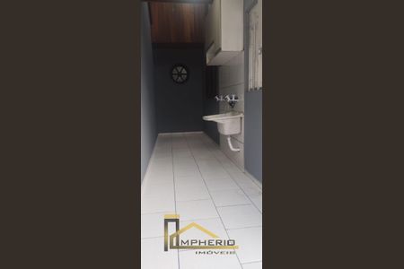 9_photo/94dcfd0ec3.935c805baf9a7d1f-ATLAS-9ba762aa-0d70-424b-b4c4-e753579175e6.jpg de casa à venda com 2 quartos, 64m² em Cidade Industrial de Curitiba, Curitiba