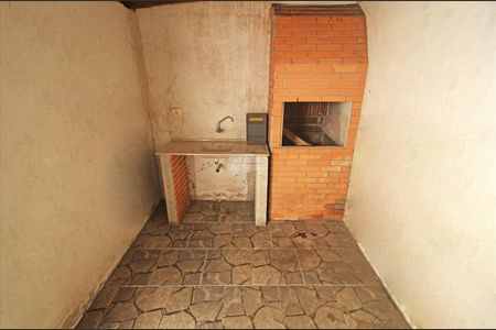 9_photo/94dcfd0ed9.8cbbc6e43ead3576-ATLAS-af6af300-c77b-4d7c-be70-7aa9df37a093.jpg de casa à venda com 3 quartos, 232m² em Cidade Industrial de Curitiba, Curitiba