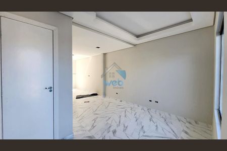 8_photo/94dcfd1013.4ee10e9110698254-ATLAS-461a0949-2a5d-42f8-8b2f-62e3d43eaee7.jpg de casa à venda com 3 quartos, 72m² em Cidade Industrial de Curitiba, Curitiba