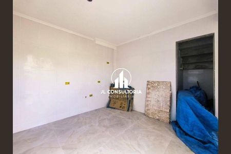 8_photo/94dcfd101f.4cea1a0b3f6bbd2f-ATLAS-c73dfb7c-09a6-4554-913d-2c6594b00087.jpg de casa à venda com 3 quartos, 80m² em Cidade Industrial de Curitiba, Curitiba