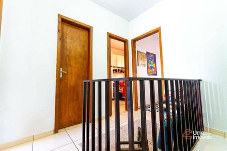 11_photo/94dcfd1033.e6f02a1e96aef2b1-ATLAS-243de359-3ef7-4859-8c2c-20c0efe899d3.jpg de casa à venda com 3 quartos, 125m² em Cidade Industrial de Curitiba, Curitiba