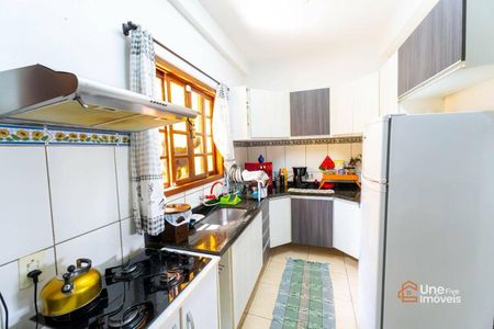 2_photo/94dcfd1033.e6f02a1e96aef2b1-ATLAS-a9c97d79-7712-45c8-8340-1c28bc6d5822.jpg de casa à venda com 3 quartos, 125m² em Cidade Industrial de Curitiba, Curitiba