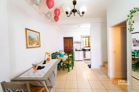 10_photo/94dcfd1033.e6f02a1e96aef2b1-ATLAS-b4de53f6-bbb9-4f37-b3b8-92f0b550b371.jpg de casa à venda com 3 quartos, 125m² em Cidade Industrial de Curitiba, Curitiba