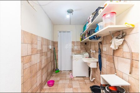 17_photo/94dcfd1851.9845a183adc4e21d-ATLAS-9bfb91a9-8885-4446-bae7-bff478a585ae.jpg de casa à venda com 3 quartos, 150m² em Cidade Industrial de Curitiba, Curitiba