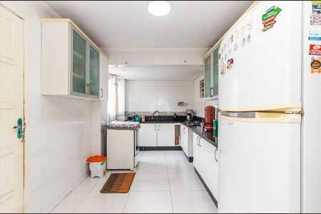 3_photo/94dcfd1851.9845a183adc4e21d-ATLAS-dd9948fc-925d-4851-bb2d-ee795c15ea6f.jpg de casa à venda com 3 quartos, 150m² em Cidade Industrial de Curitiba, Curitiba