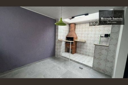 7_photo/94dcfd190b.4ee10e9110698254-ATLAS-44c62381-503c-4f12-88a0-80d264c8b231.jpg de casa à venda com 4 quartos, 110m² em Cidade Industrial de Curitiba, Curitiba