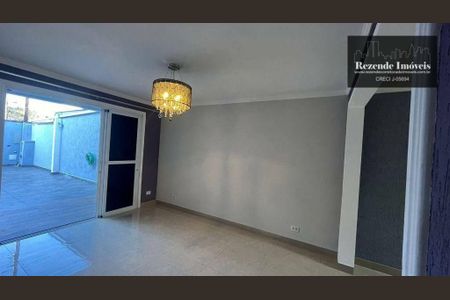 8_photo/94dcfd190b.4ee10e9110698254-ATLAS-46c741ac-bc2e-4664-bc09-e0e9e1d9dd83.jpg de casa à venda com 4 quartos, 110m² em Cidade Industrial de Curitiba, Curitiba