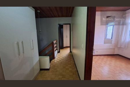 10_photo/94dcfd2913.1bba258e5a5ef6b3-ATLAS-d65c0a30-ca5a-4781-a9a1-c70bffaa6894.jpg de casa à venda com 4 quartos, 165m² em Cidade Industrial de Curitiba, Curitiba