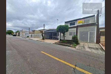 3_photo/94dcfd2913.1bba258e5a5ef6b3-ATLAS-fa03d4ce-61d9-4f64-a99f-0acc7c1ab6ef.jpg de casa à venda com 4 quartos, 165m² em Cidade Industrial de Curitiba, Curitiba