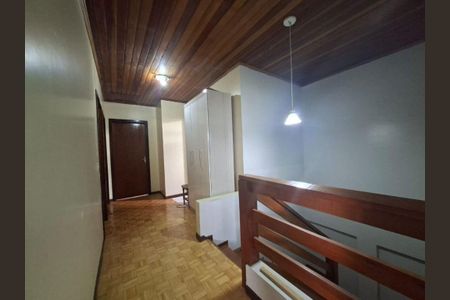 14_photo/94dcfd2913.91c500341052409e-ATLAS-ce69c295-36c4-41d1-8e57-cab724b73685.jpg de casa à venda com 4 quartos, 165m² em Cidade Industrial de Curitiba, Curitiba