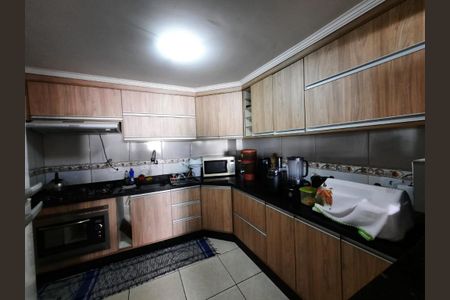 6_photo/94dcfd2925.49d655132eb04021-ATLAS-2e6f7ea9-d144-4ff2-85ec-6f70733b369a.jpg de casa à venda com 3 quartos, 160m² em Cidade Industrial de Curitiba, Curitiba