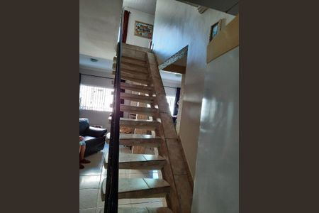 10_photo/94dcfd2925.49d655132eb04021-ATLAS-596082f7-0f12-4942-b4ea-03e3e75d8e2f.jpg de casa à venda com 3 quartos, 160m² em Cidade Industrial de Curitiba, Curitiba