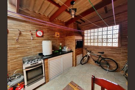 25_photo/94dcfd2925.49d655132eb04021-ATLAS-9f01d80b-d680-42a7-b164-931a4a8d7c47.jpg de casa à venda com 3 quartos, 160m² em Cidade Industrial de Curitiba, Curitiba