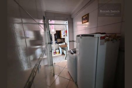 9_photo/94dcfd2925.84150e6419cce569-ATLAS-d21eb42b-17b9-4e3d-bb2f-ddd56b4a05a2.jpg de casa à venda com 3 quartos, 160m² em Cidade Industrial de Curitiba, Curitiba