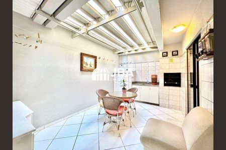 13_photo/94dcfd29ff.1ec89c7cbdfc8b9a-ATLAS-abd36c3c-c0cc-4aae-ba44-8d1e054dd8e8.jpg de casa à venda com 0 quarto, 192m² em Cidade Industrial de Curitiba, Curitiba