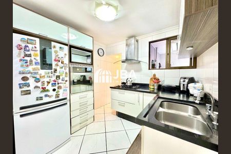 9_photo/94dcfd29ff.1ec89c7cbdfc8b9a-ATLAS-eda7a521-9969-4554-a2c4-5b38e81424c6.jpg de casa à venda com 0 quarto, 192m² em Cidade Industrial de Curitiba, Curitiba