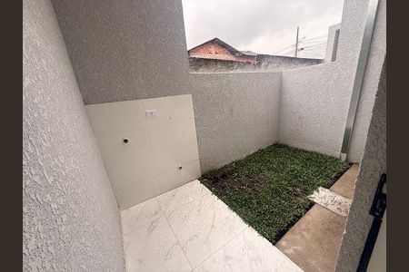 9_photo/94dcfd3e77.aeb7f2387238eadf-ATLAS-577dd59c-9c3a-47ee-8542-bc81a66b7b20.jpg de casa à venda com 2 quartos, 66m² em Cidade Industrial de Curitiba, Curitiba