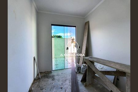 2_photo/94dcfda4c7.7a3a97df37db4027-ATLAS-260d7083-a8f8-4b96-bfbf-76accc5a230d.jpg de casa à venda com 3 quartos, 82m² em Tatuquara, Curitiba