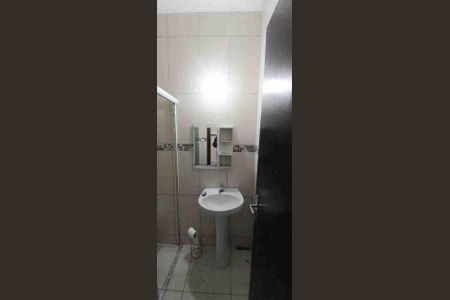 3_photo/94dcfda709.10f4c3d41d3741c5-ATLAS-12dc3ddc-b09d-4e92-ab6f-e11e62be0b1f.jpg de casa à venda com 2 quartos, 42m² em Cidade Industrial de Curitiba, Curitiba