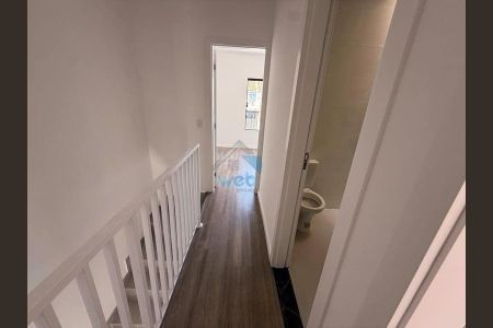 10_photo/94dcfda77b.7c8717d8c6b53d44-ATLAS-917d7880-e7be-405c-9d39-e242f4c721d0.jpg de casa à venda com 2 quartos, 90m² em Cidade Industrial de Curitiba, Curitiba