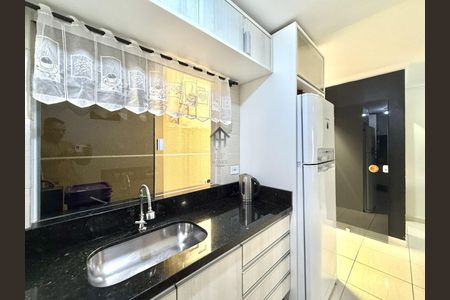 8_photo/94dcfdb00f.6d5b41057ad6d530-ATLAS-ba2b1c90-a79f-42bb-97d9-c8b0c2bb9c1d.jpg de casa à venda com 3 quartos, 79m² em Tatuquara, Curitiba