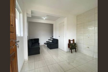 5_photo/94dcfdb063.f38e38137a2159e3-ATLAS-3b9ec8a4-b37a-47a1-b971-47d90583eceb.jpg de casa à venda com 2 quartos, 42m² em Tatuquara, Curitiba