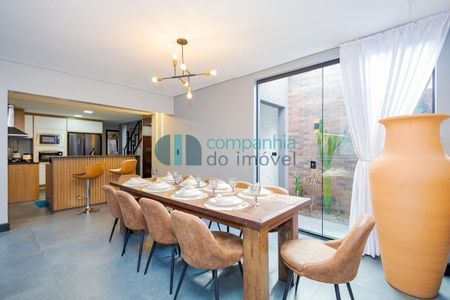 9_photo/94dcfdb3fb.d651f42aabfdac2d-ATLAS-67d8d4f5-9824-43a6-8dac-ac679ab23fc9.jpg de casa à venda com 0 quarto, 200m² em Tatuquara, Curitiba