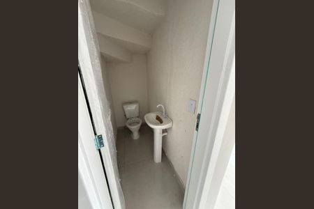 6_photo/94dcfdb59b.2d5b66cf4807465a-ATLAS-3db7c3f1-51dc-4264-8bcd-84c6d433b7a7.jpg de casa à venda com 2 quartos, 60m² em Tatuquara, Curitiba