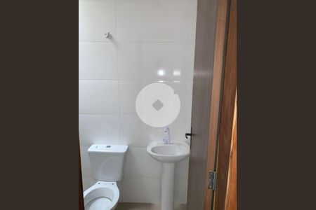 9_photo/94dcfdb60b.97cea93dd2da55a3-ATLAS-73a778e2-1f5a-4268-9d4f-c29938447933.jpg de casa à venda com 2 quartos, 45m² em Tatuquara, Curitiba